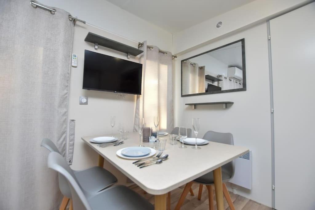 La Roseliere ❁ Piscine ❁ Tranquillite Appartement Saint-Hilaire-de-Riez Buitenkant foto